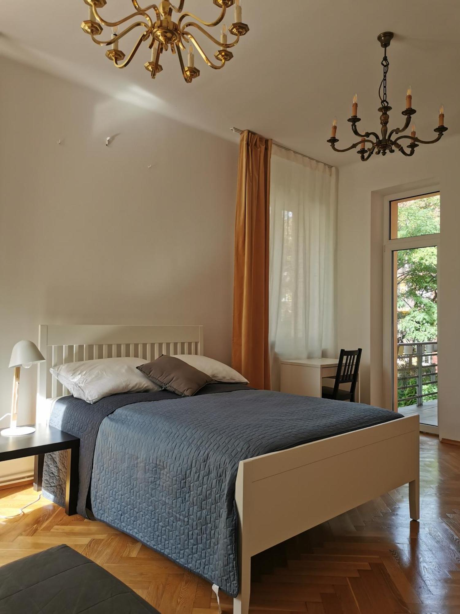 Cozy Spacious Apartment With Balcony Krakkó Kültér fotó