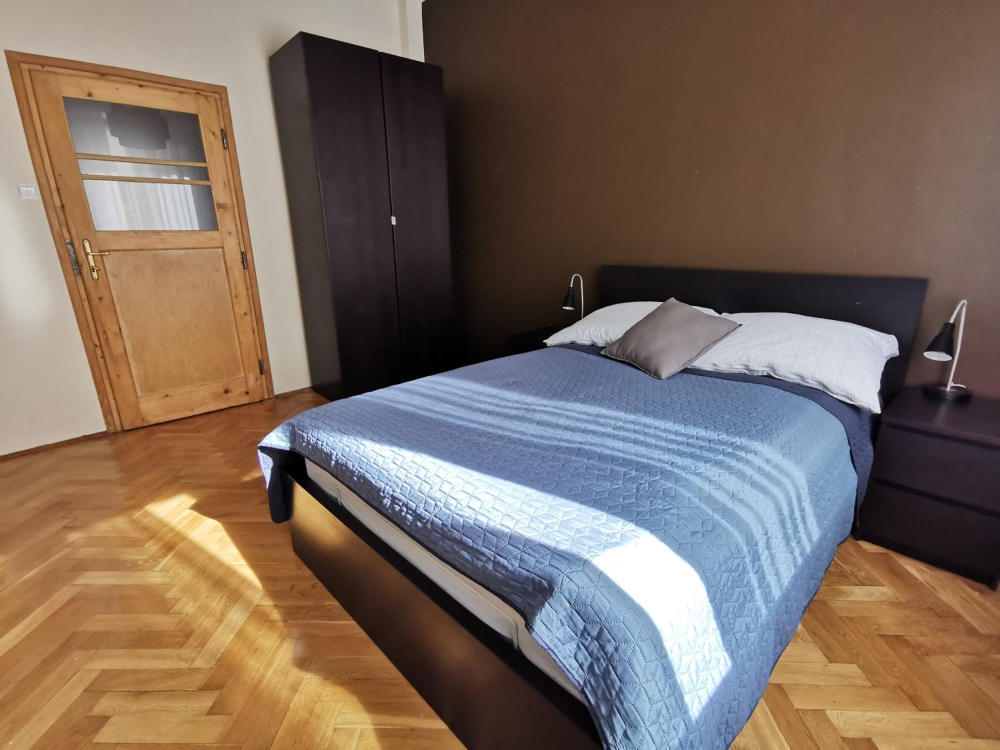 Cozy Spacious Apartment With Balcony Krakkó Kültér fotó